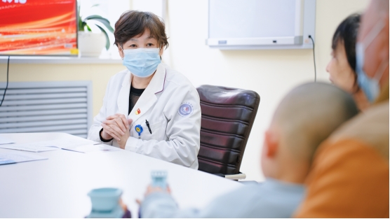 孩子个子矮小需要补充什么？哈尔滨中童儿童医院：食补永远大于药补